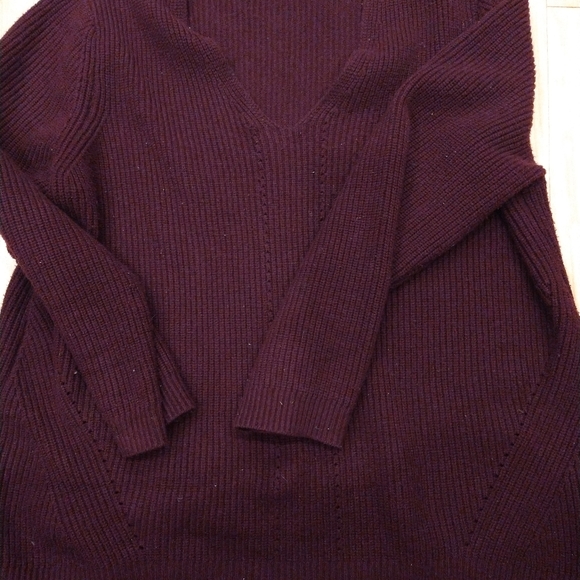 Halston oversized heavy sweater purple burgundy marroon - Picture 6 of 10